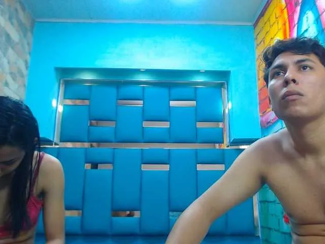 Live sex webcam photo for tommyXpamela4 #288118847