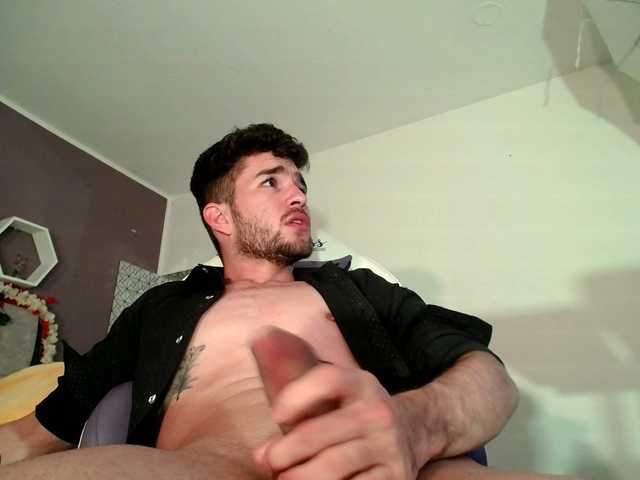 Live sex webcam photo for tommycarls #275877050