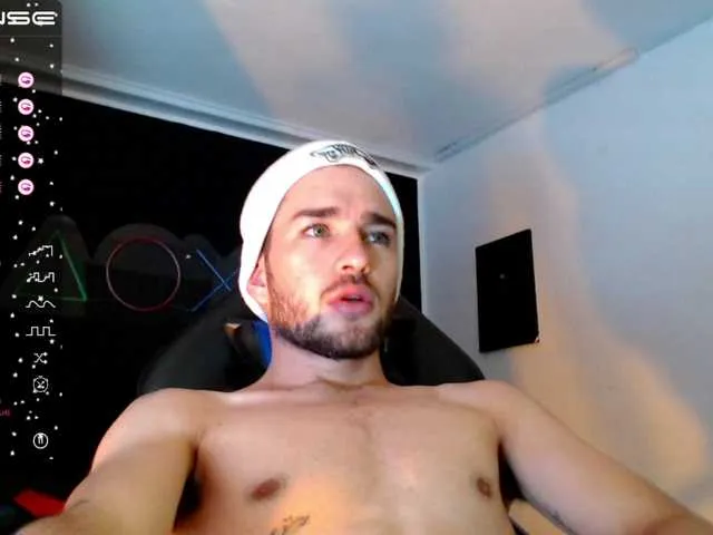 Live sex webcam photo for tommycarls #275896776