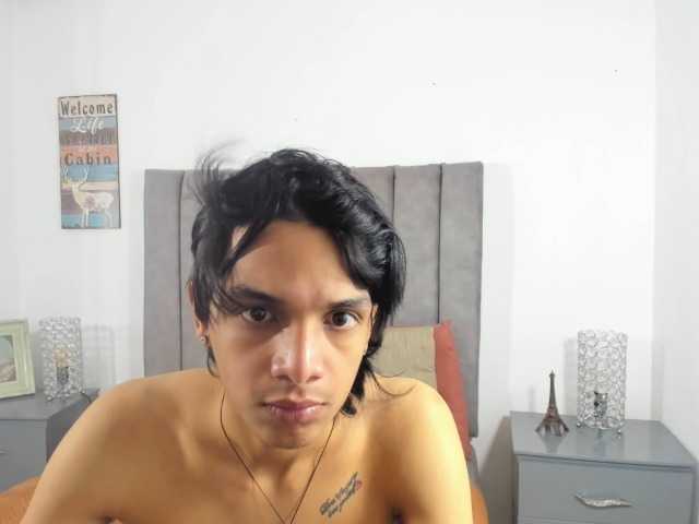 Live sex webcam photo for tomstroker #276255224