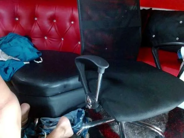 Live sex webcam photo for tonnyelektra #273265933