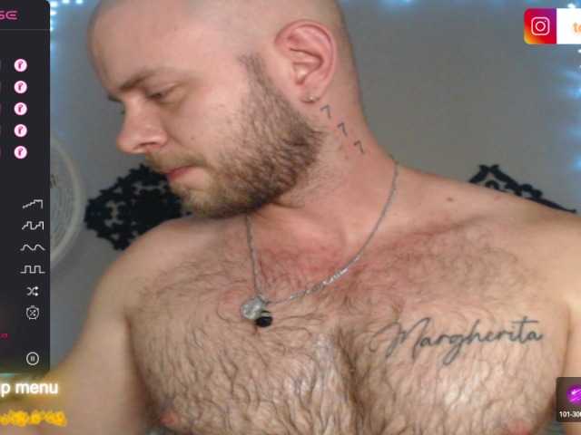 Live sex webcam photo for tony-white-7 #277441310