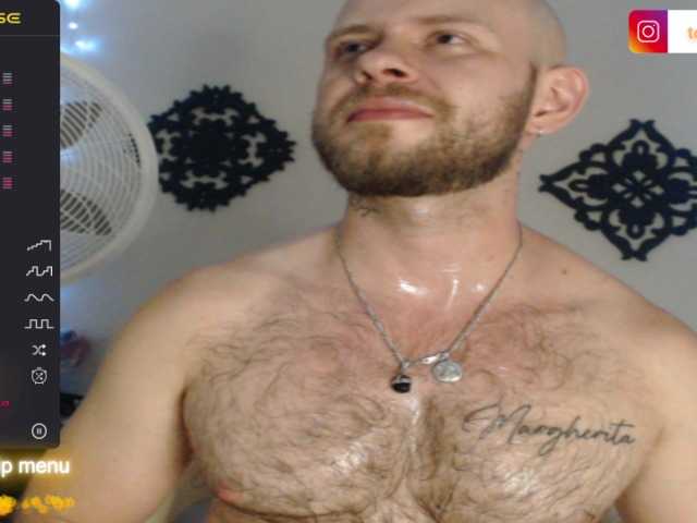 Live sex webcam photo for tony-white-7 #277467441