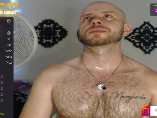 Live sex webcam photo for tony-white-7 #277513690