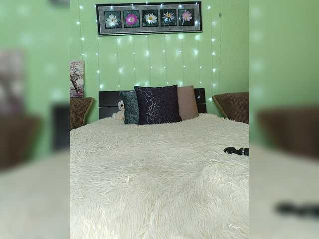 Live sex webcam photo for topshoww #275477342