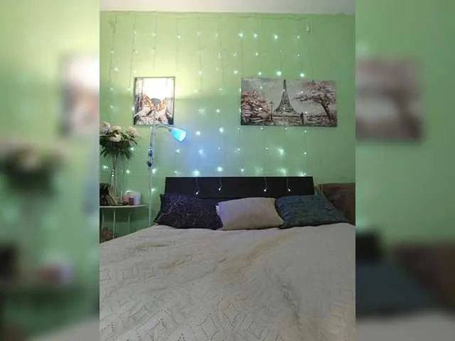 Live sex webcam photo for topshoww #276496677