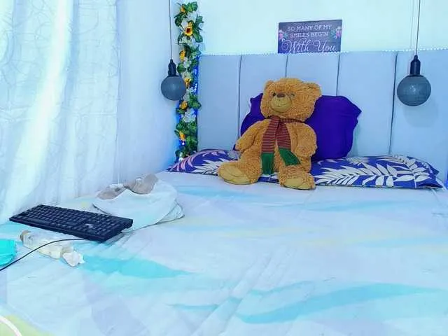 Live sex webcam photo for torymegan #291152074