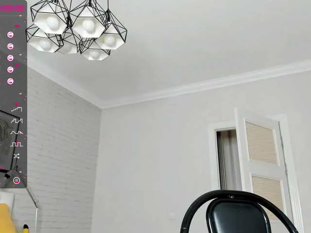 Live sex webcam photo for touchmea #273225807