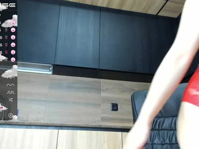Live sex webcam photo for touchmea #274347086