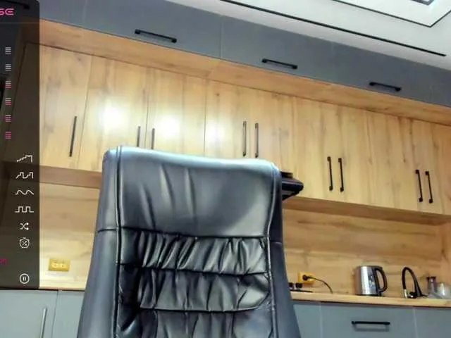 Live sex webcam photo for touchmea #276409803