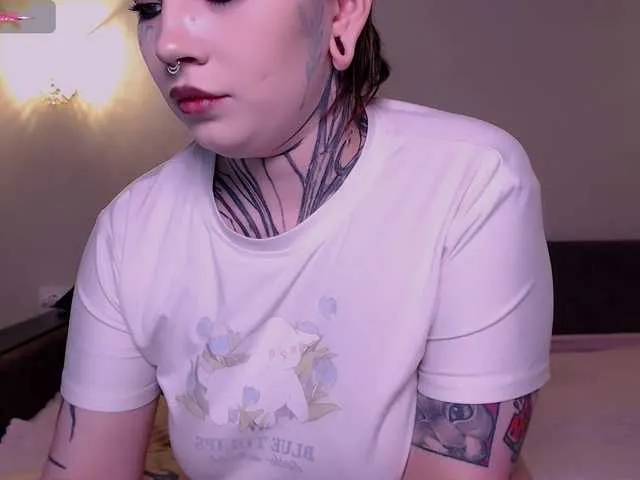 Live sex webcam photo for tradishka #291429219