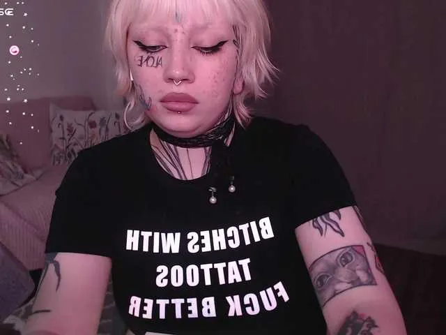 Live sex webcam photo for tradishka #291756007