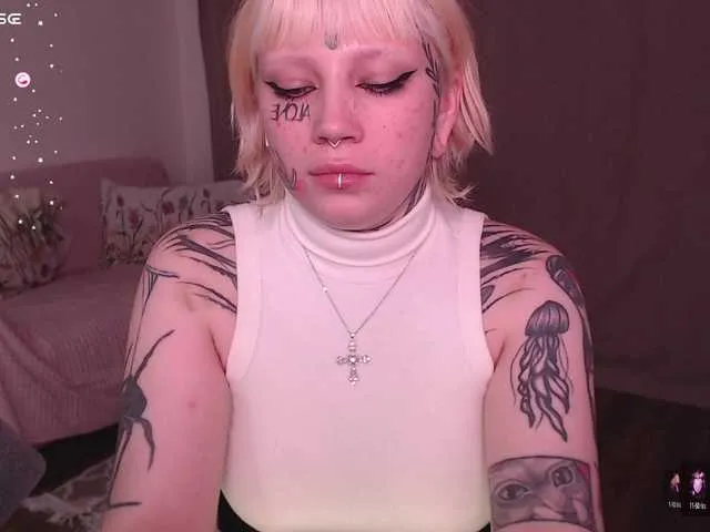 Live sex webcam photo for tradishka #291761022