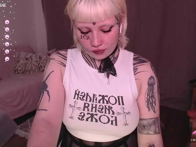 Live sex webcam photo for tradishka #291821787