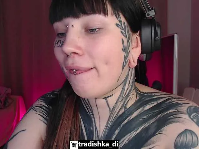Live sex webcam photo for tradishka #292251537
