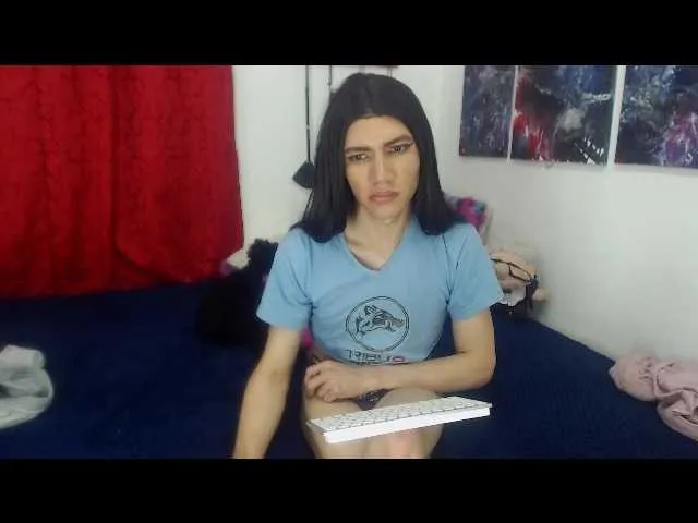 Live sex webcam photo for travisforyou #274512379