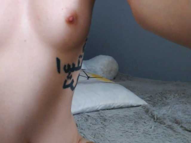 Live sex webcam photo for traxexe #276526910