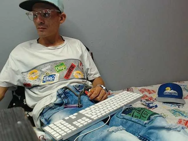 Live sex webcam photo for trebollhht #277673553