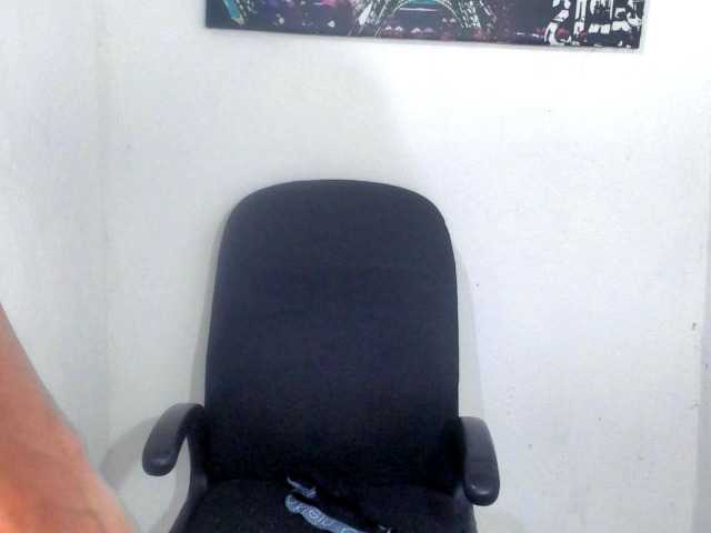 Live sex webcam photo for treyxiihot87 #276614591