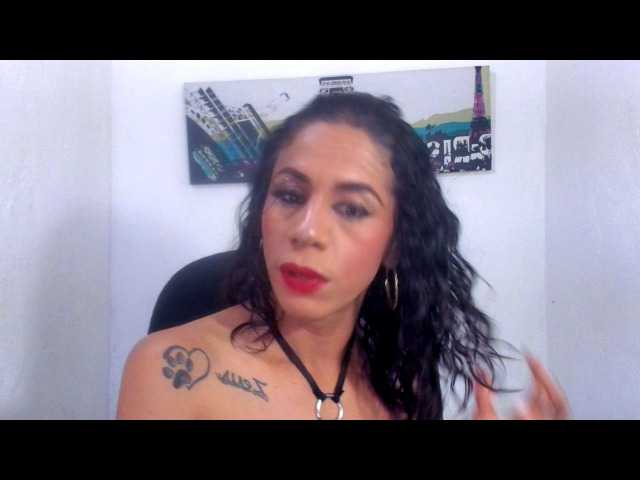 Live sex webcam photo for treyxiihot87 #277133017