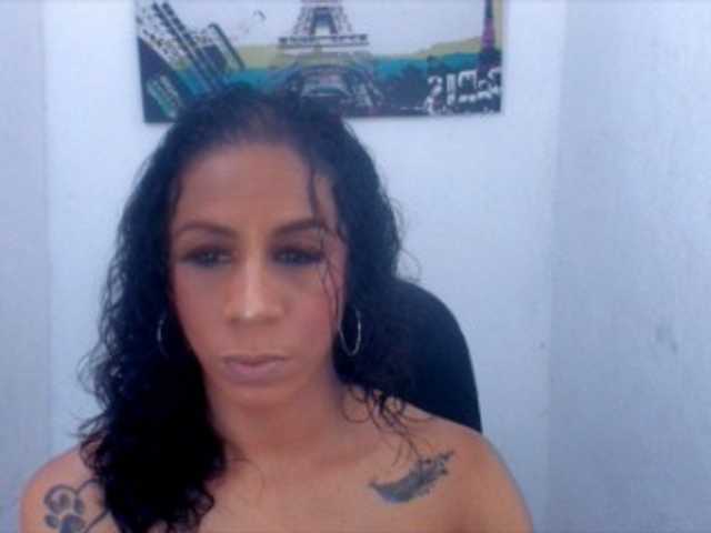 Live sex webcam photo for treyxiihot87 #277503396