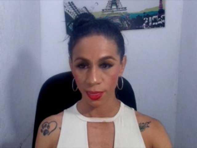 Live sex webcam photo for treyxiihot87 #277759106