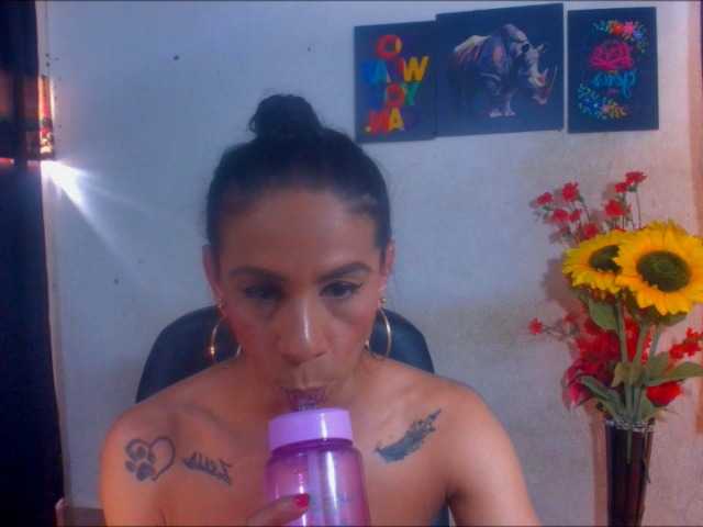 Live sex webcam photo for treyxiihot87 #291522031