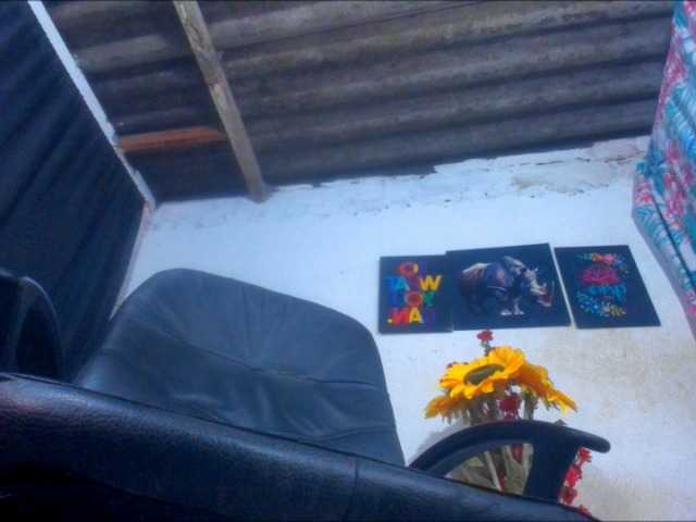 Live sex webcam photo for treyxiihot87 #291558270