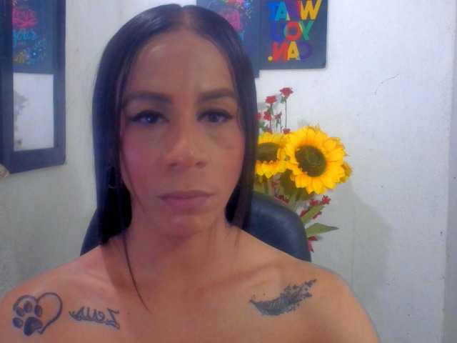 Live sex webcam photo for treyxiihot87 #292163436