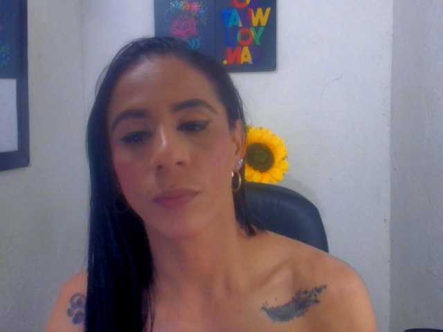 Live sex webcam photo for treyxiihot87 #292248725