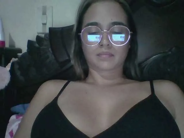 Live sex webcam photo for trianabell #291821211