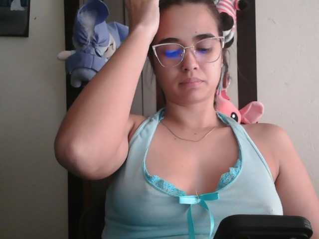 Live sex webcam photo for trianabell #293975161