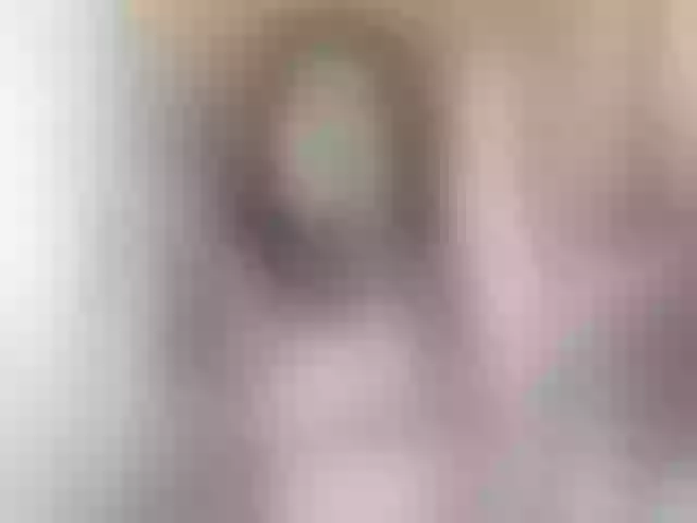 Live sex webcam photo for tricolmini2 #275920980