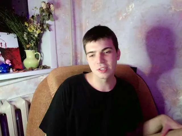 Live sex webcam photo for tripc #289223995