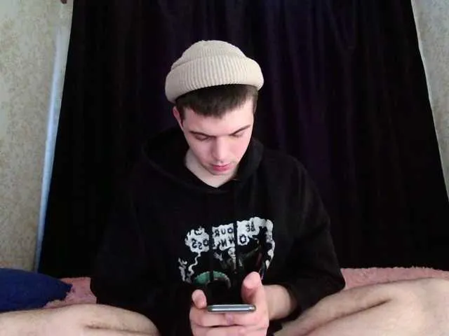 Live sex webcam photo for tripc #290598993