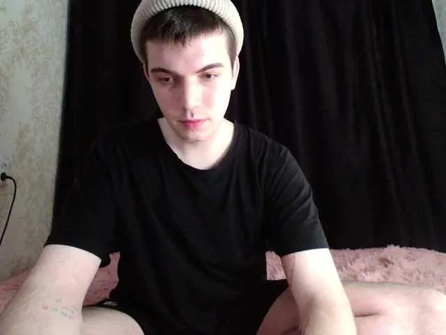 Live sex webcam photo for tripc #290689310