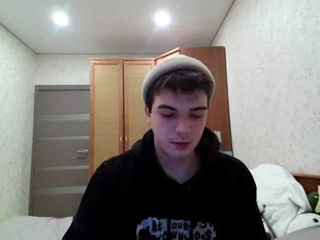 Live sex webcam photo for tripc #292130402