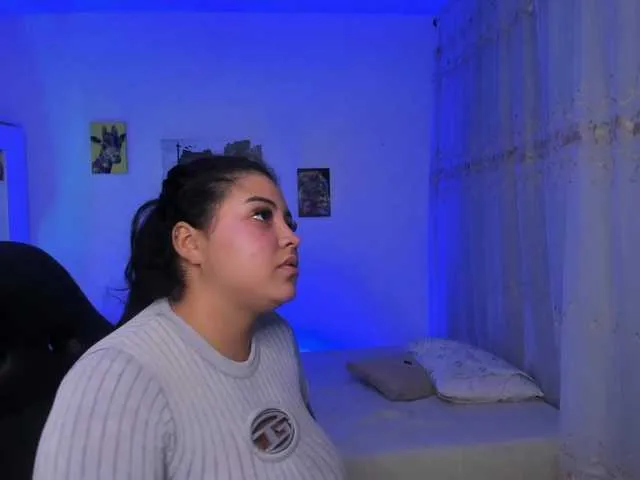 Live sex webcam photo for trixie-bigsexy #290668358