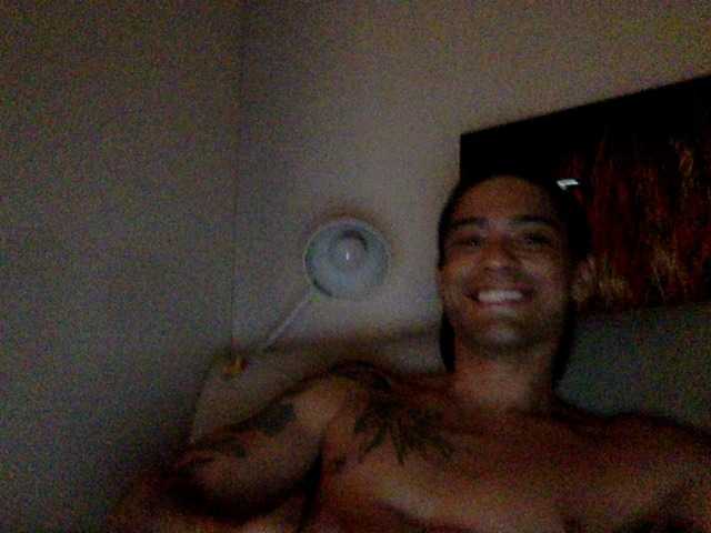 Live sex webcam photo for tropicalmad #290318528