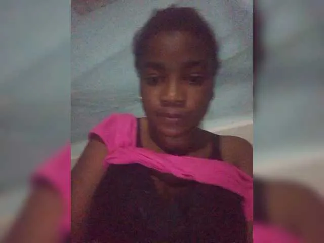 Live sex webcam photo for tryciah #290931469