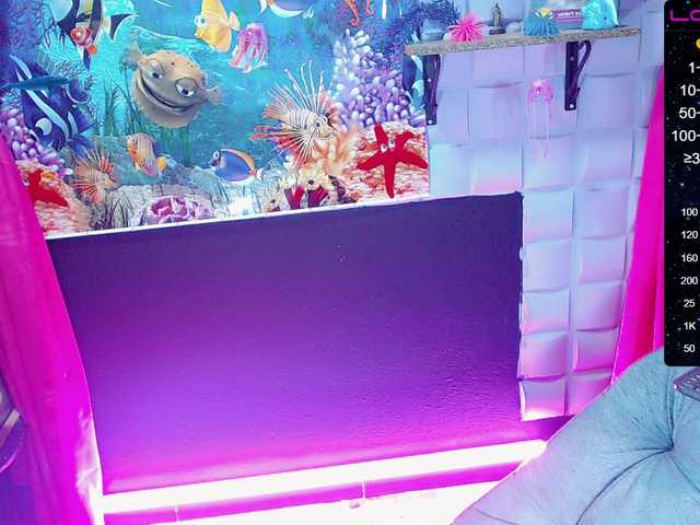 Live sex webcam photo for tsVIOLETT #274817007