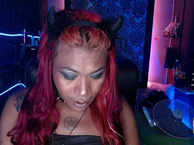 Live sex webcam photo for tsVIOLETT #277362474