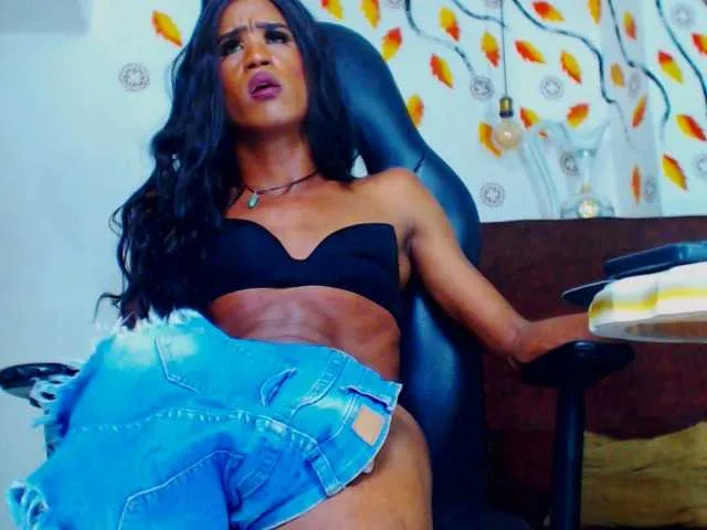 Live sex webcam photo for tsgirlsblack #274206981