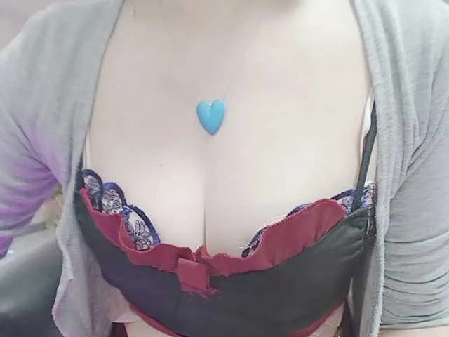 Live sex webcam photo for twhanhan #292399702