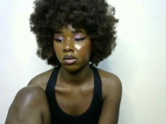Live sex webcam photo for twickle #278218046