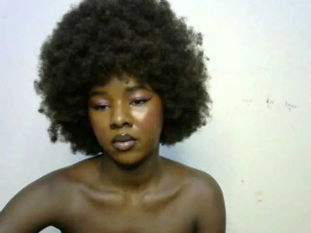 Live sex webcam photo for twickle #289506219