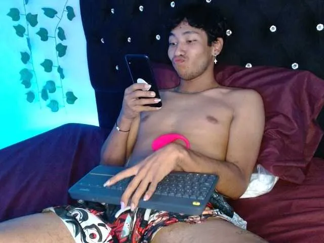 Live sex webcam photo for twinkangelo #276141740