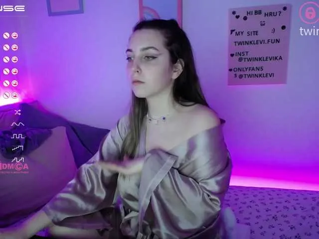 Live sex webcam photo for twinklevi #272473885