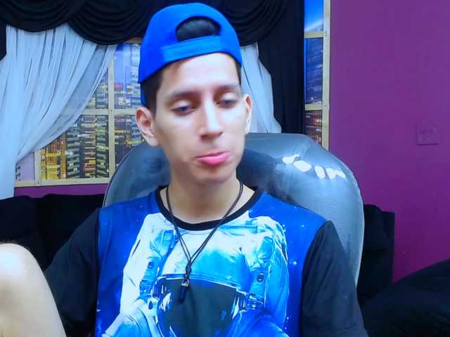 Live sex webcam photo for twinkxtoy #275859256