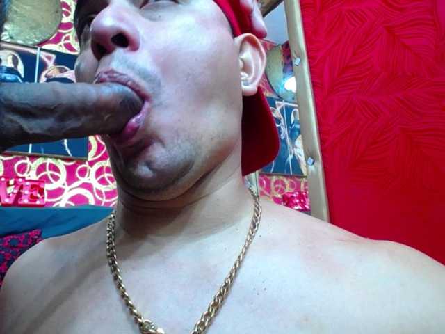 Live sex webcam photo for twoboys #290527805